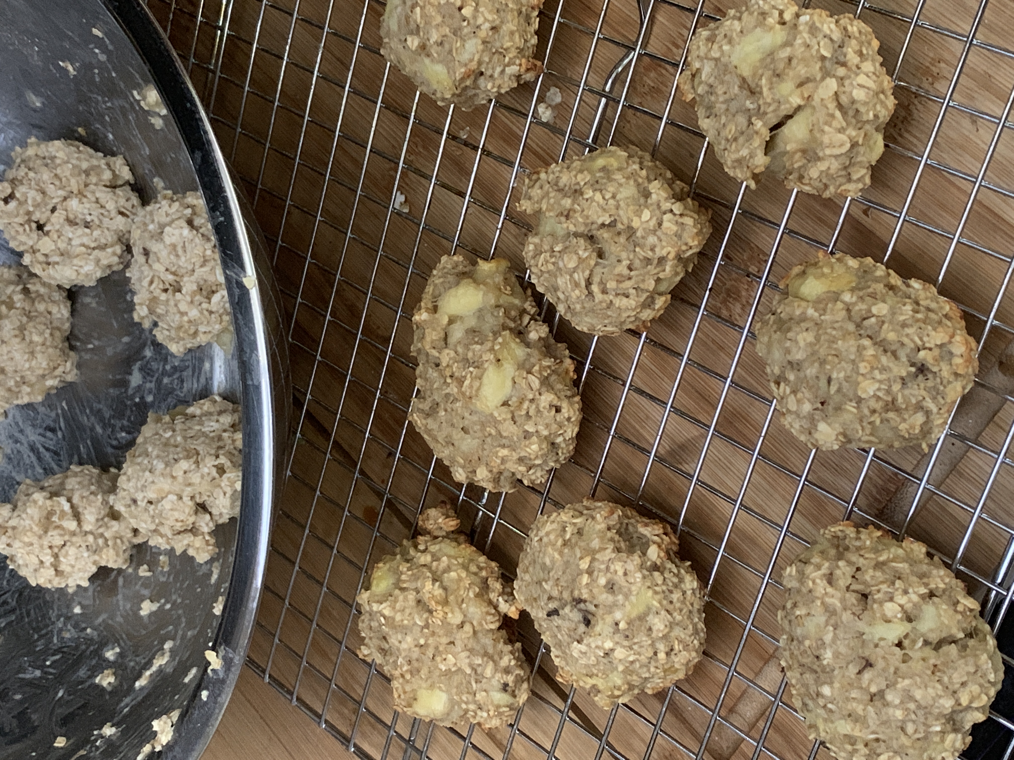 Banana Breakfast Cookies – AirGO recipes by EZCuisine