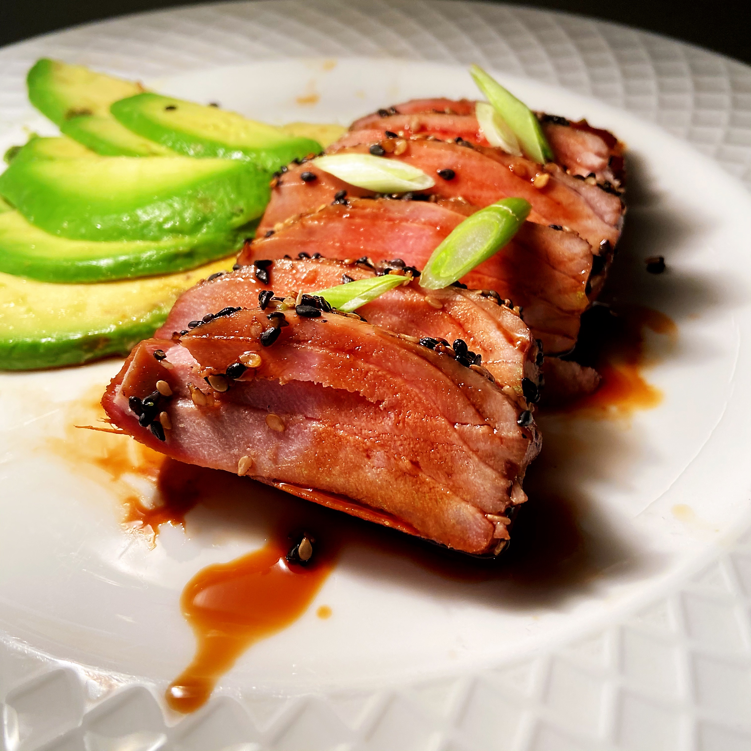 Teriyaki Tuna Steak With Avocado Airgo Recipes By Ezcuisine 